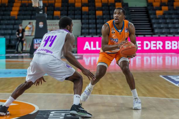 本场比赛中 本场比赛中