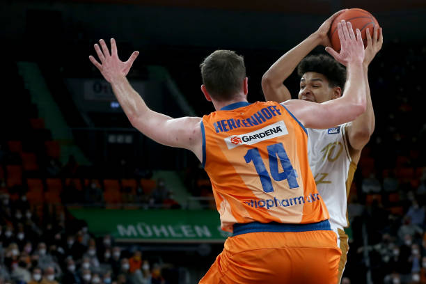 12年圆梦 12年圆梦