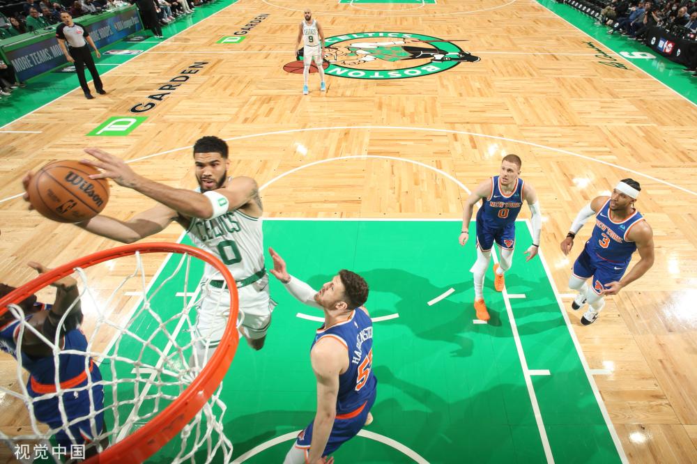 对于球员个 对于球员个