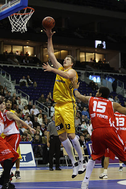 且充满活力 且充满活力